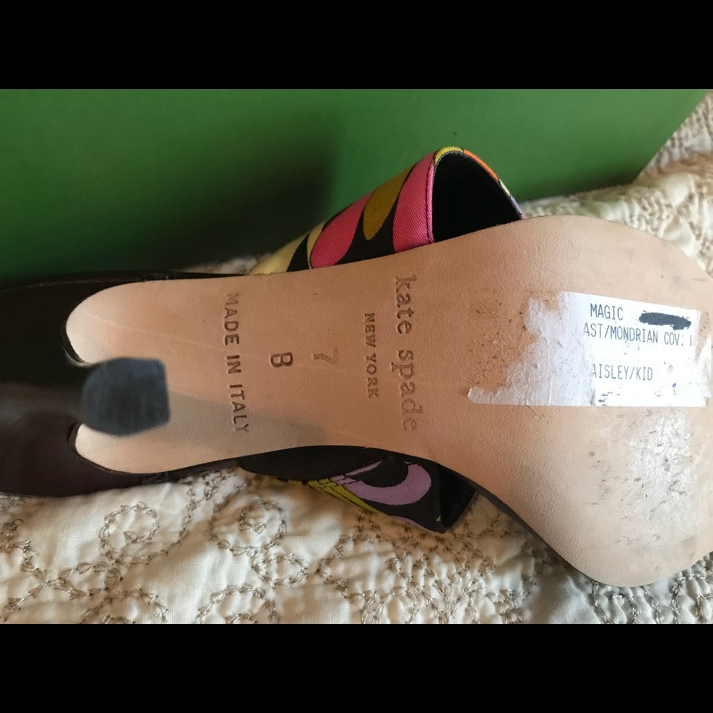 Heels - Picture 2 of 6